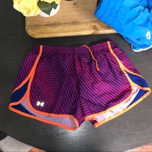 Under Armour women’s gym shorts size S